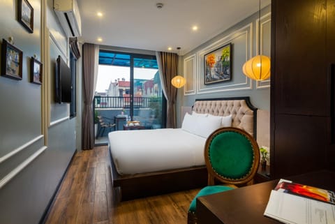 Bed, Living room, Bedroom