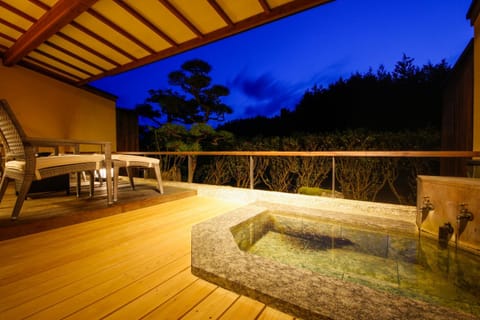 Open Air Bath