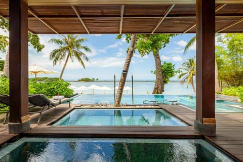 Patio, Day, Natural landscape, Spa and wellness centre/facilities, Spa and wellness centre/facilities, sunbed
