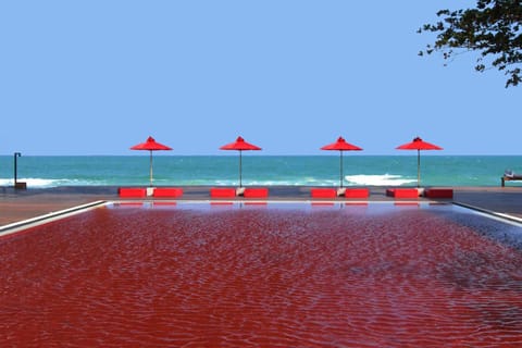 Beach, Swimming pool