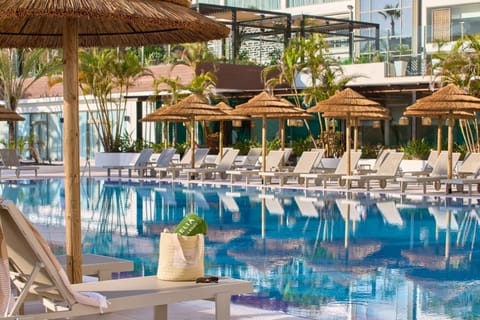Garden, View (from property/room), Balcony/Terrace, Swimming pool