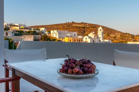 Patio, View (from property/room), Balcony/Terrace, City view