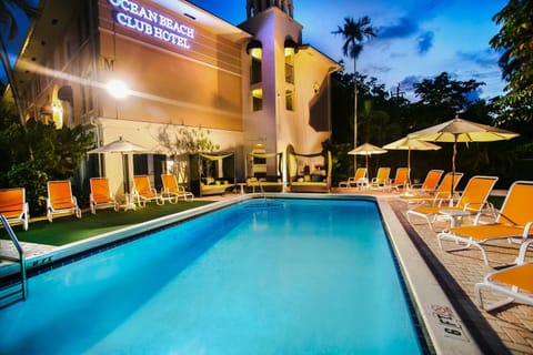 Swimming pool, Swimming pool