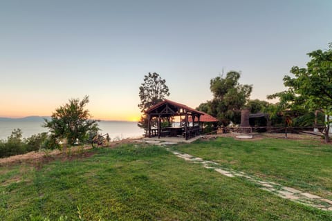 2SEA VILLA Nea Potidea CHALKIDIKI House in Halkidiki