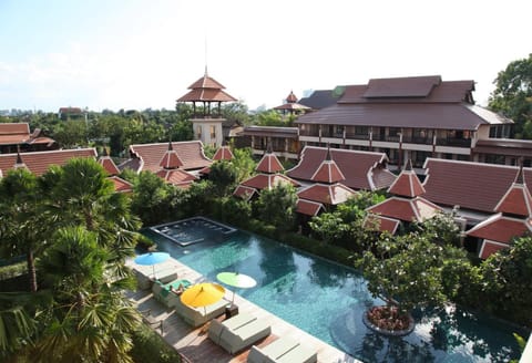 Facade/entrance, Swimming pool, Swimming pool