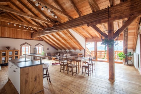 Kitchen or kitchenette, Living room, Dining area