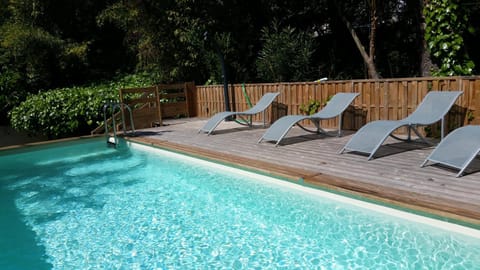 Le Clos du Loup House in Roquefort-les-Pins