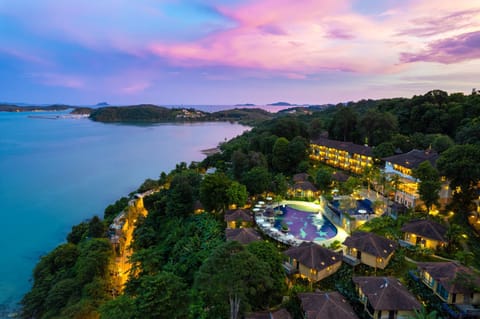 Natural landscape, Bird's eye view, Pool view, Sea view