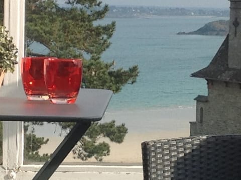 Panorama NewPort Apartment in Brittany