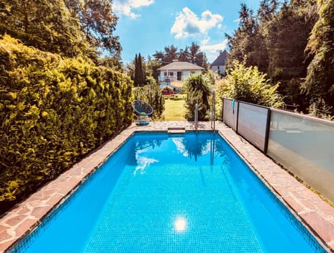 Garden, Pool view
