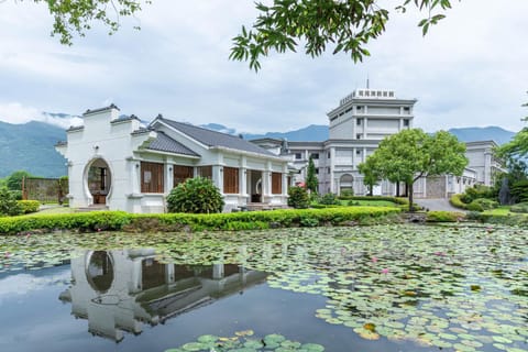 Property building, Garden