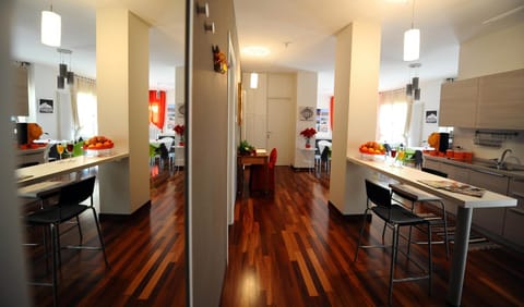 Communal lounge/ TV room, Communal kitchen, Internal: Not applicable to any particular room