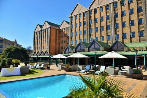 Patio, Swimming pool