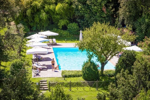 Spring, Day, Garden, Garden view, Swimming pool
