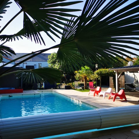 Pool view, Swimming pool