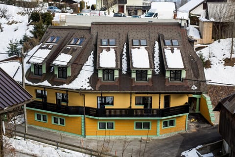 Property building, Day, Winter