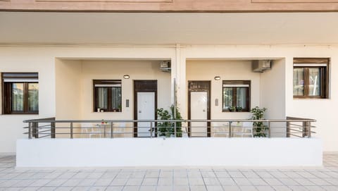 Off site, Street view