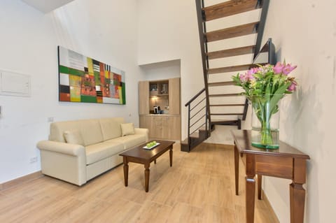 Kitchen or kitchenette, Living room