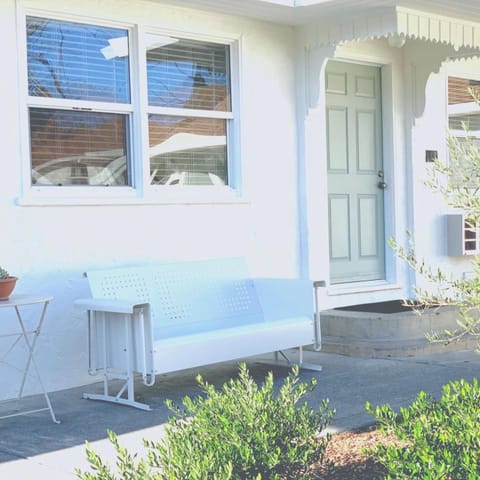 Carlin's Cottage Court Inn in Calistoga