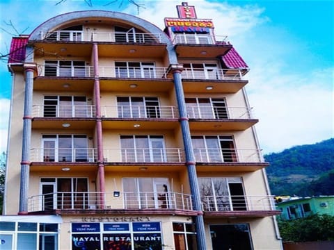 Property building, Facade/entrance