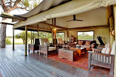 Living room, Lounge or bar, Seating area