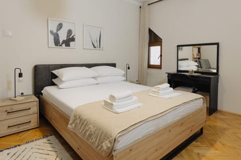 Mediterranean Holiday House & Apartments Bed and Breakfast in Kotor Municipality