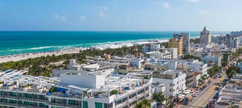 Property building, Beach, Location