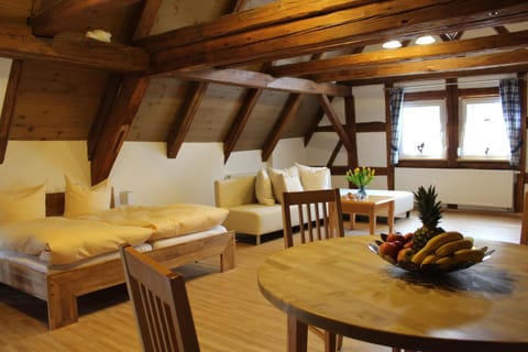 TV and multimedia, Living room, Bedroom