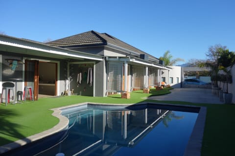 Patio, Garden, Balcony/Terrace, Seating area, Swimming pool
