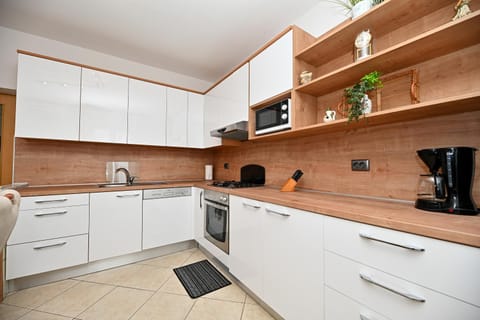 Apartment Ražanac Nikola Apartment in Zadar County