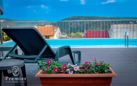 Balcony/Terrace, Swimming pool