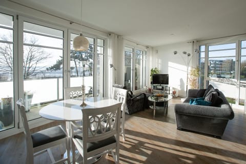 Winter, Living room, Dining area