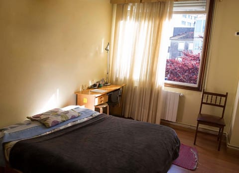 Day, Photo of the whole room, Bedroom