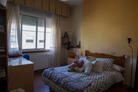 Day, Photo of the whole room, Bedroom