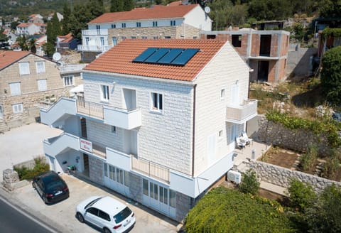 Property building, Facade/entrance, Bird's eye view
