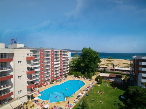 Property building, Facade/entrance, Day, Beach, Garden view, Pool view, Sea view, Swimming pool, sunbed