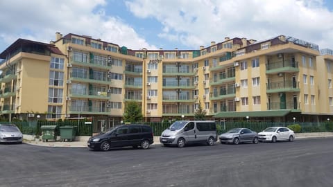Property building, Facade/entrance, Street view