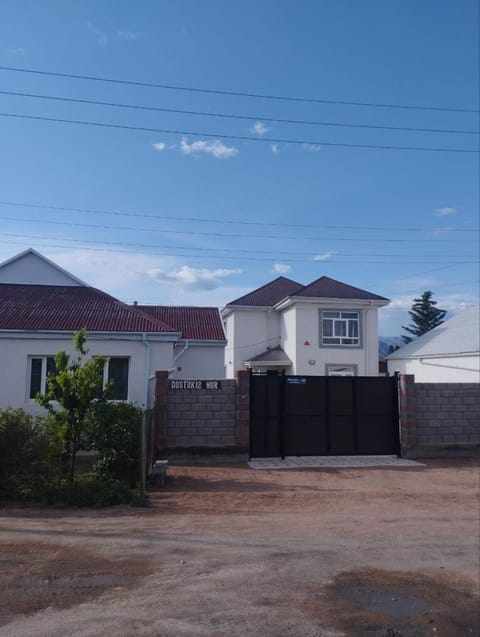 Property building, Day