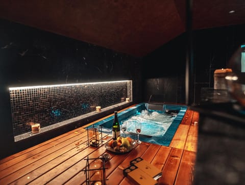 Spa and wellness centre/facilities, Food and drinks, Food, Drinks