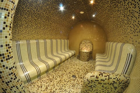 Rhodopi Home Hotel Chepelare- Half Board & Wellness Hotel in Plovdiv Province