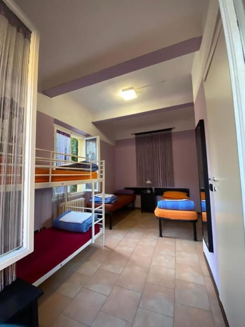 Emerald Fields Hostel in Florence