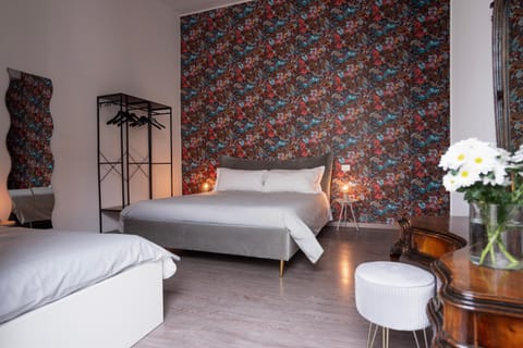 Bedroom, furniture