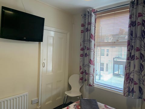 Melrose Guest House Bed and Breakfast in Whitley Bay