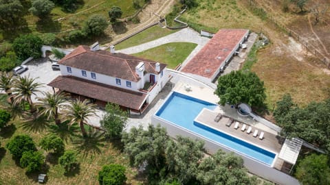 Off site, Natural landscape, Activities, Bird's eye view, Garden, Balcony/Terrace, Lobby or reception, On site, Area and facilities, Swimming pool, Entertainment, Seasons