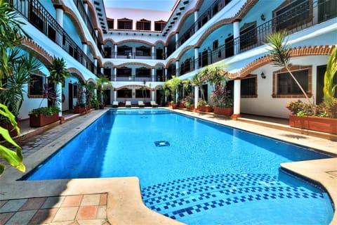Pool view, Swimming pool