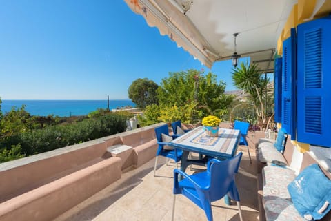 Natural landscape, Balcony/Terrace, Sea view
