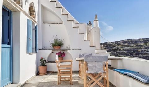 View (from property/room), Balcony/Terrace