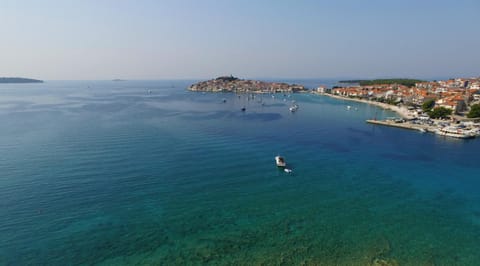 Day, Bird's eye view