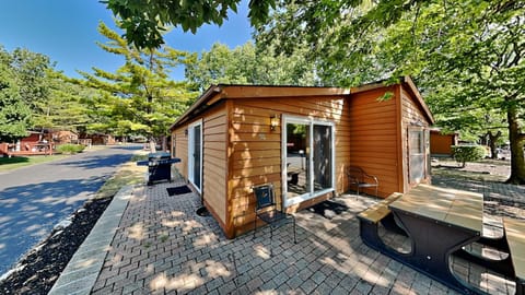 Island Club #51 House in South Bass Island