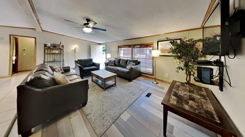 Island Club #74 House in South Bass Island